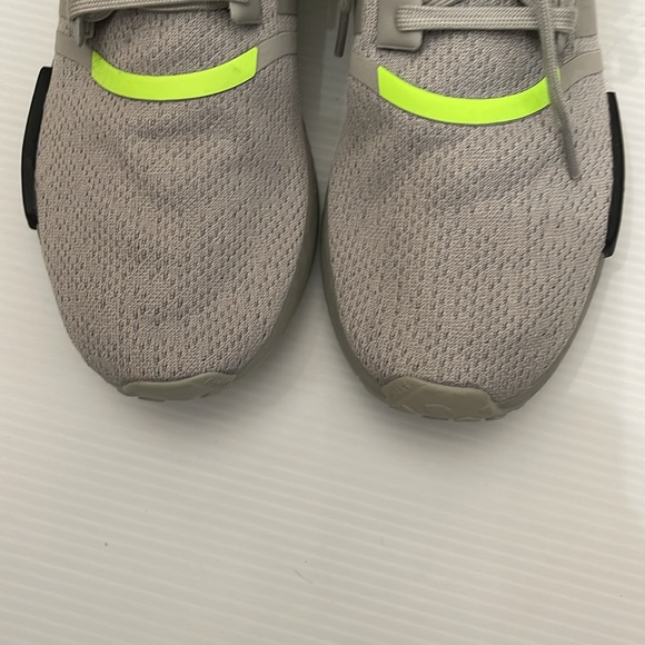 ADIDAS NMD_R1 SIGNAL GREEN RUNNING SNEAKERS MENS SIZE 12 - Picture 8 of 16